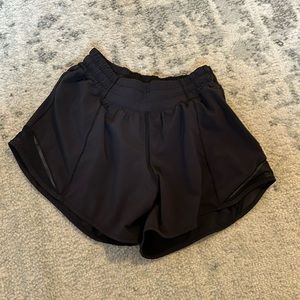 Lululemon hottie hot shorts